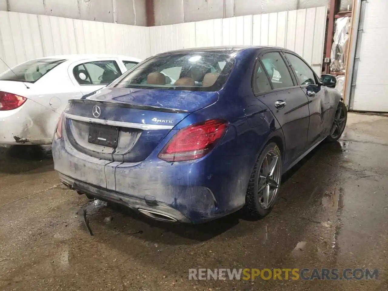 4 Photograph of a damaged car 55SWF8EB4LU323375 MERCEDES-BENZ C-CLASS 2020