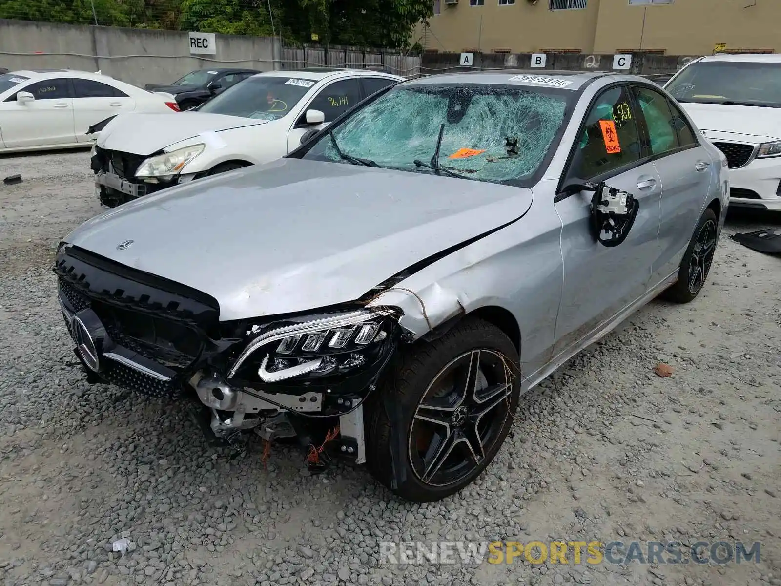 2 Photograph of a damaged car 55SWF8EB4LU323845 MERCEDES-BENZ C CLASS 2020