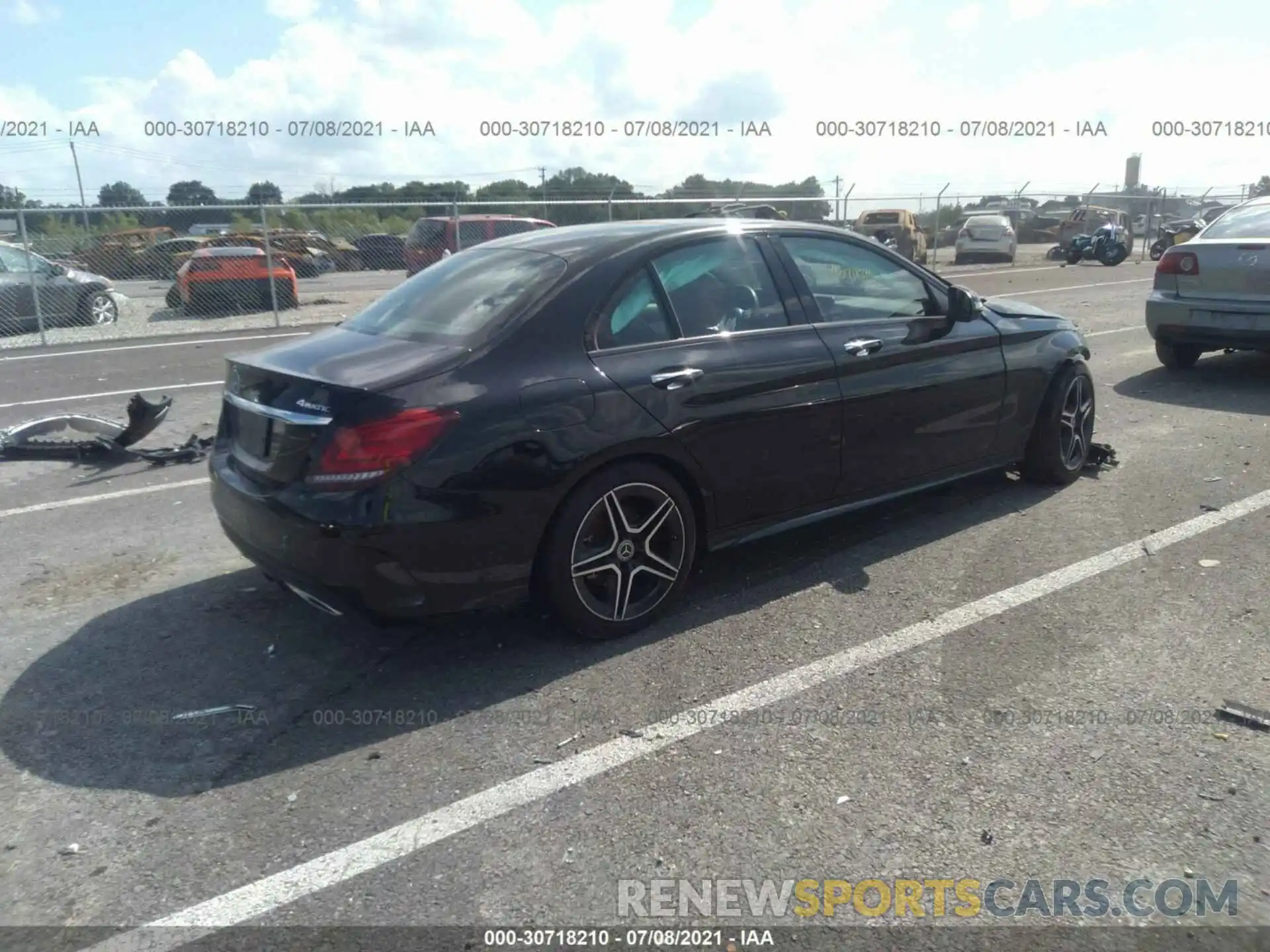 4 Photograph of a damaged car 55SWF8EB4LU327121 MERCEDES-BENZ C-CLASS 2020