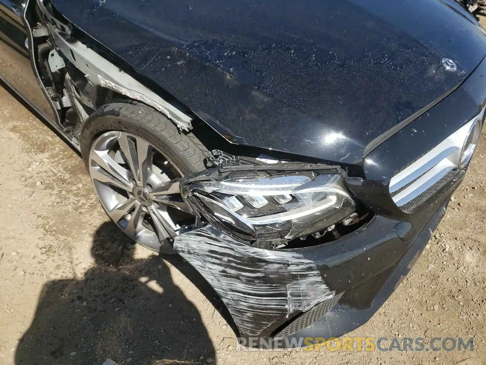 9 Photograph of a damaged car 55SWF8EB4LU329967 MERCEDES-BENZ C CLASS 2020