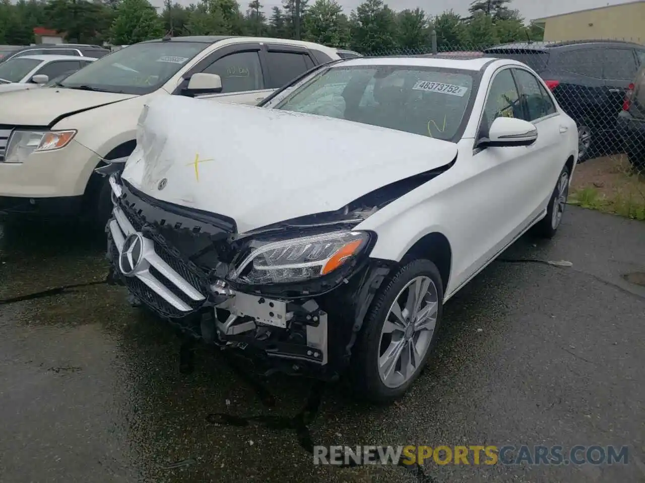 2 Photograph of a damaged car 55SWF8EB5LU324759 MERCEDES-BENZ C-CLASS 2020