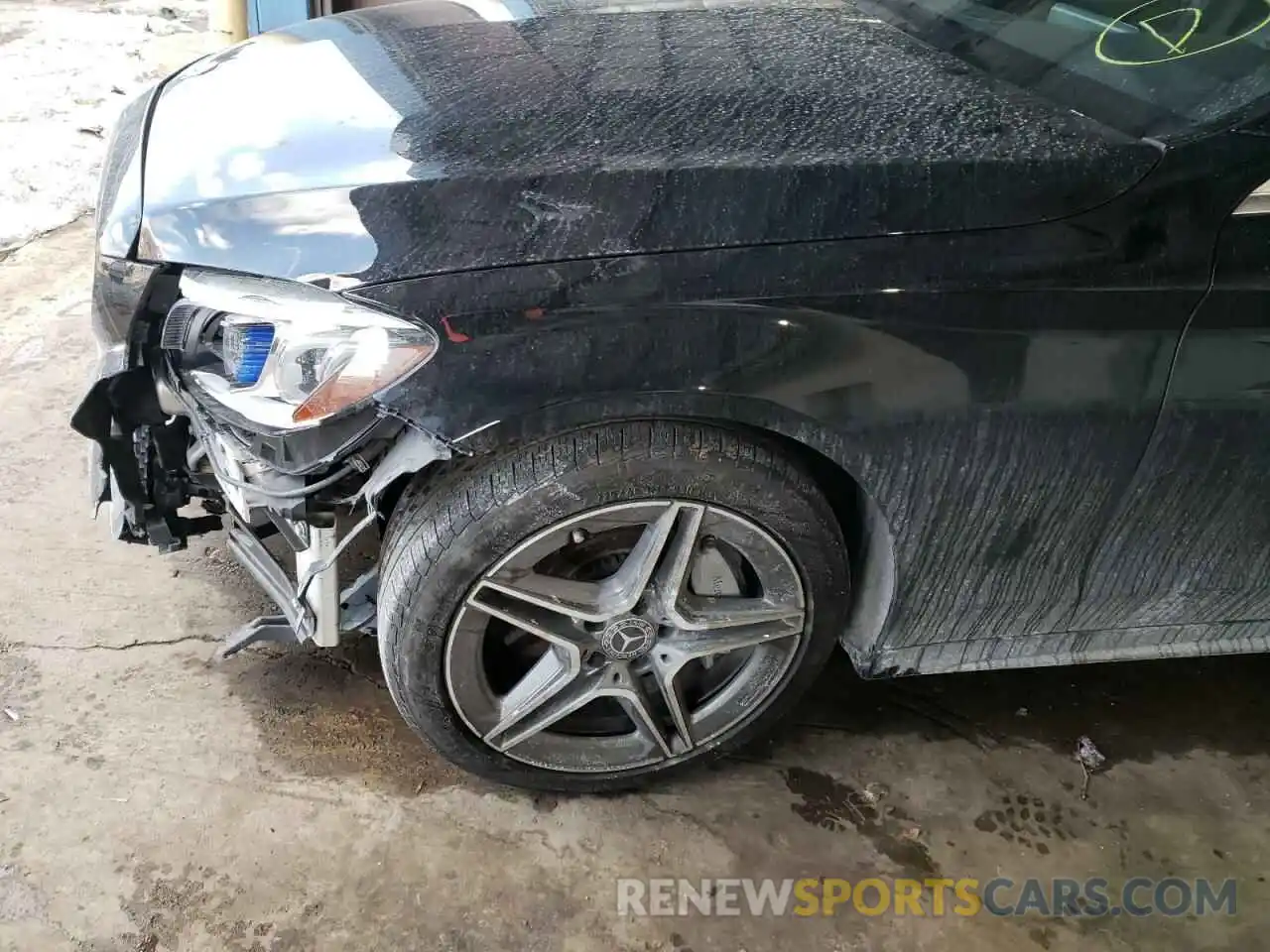 9 Photograph of a damaged car 55SWF8EB5LU325247 MERCEDES-BENZ C-CLASS 2020