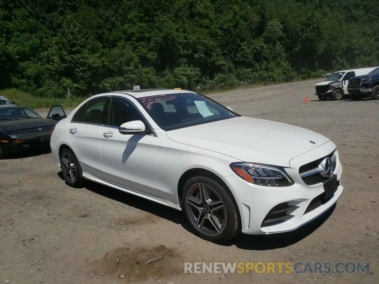 1 Photograph of a damaged car 55SWF8EB5LU326270 MERCEDES-BENZ C CLASS 2020