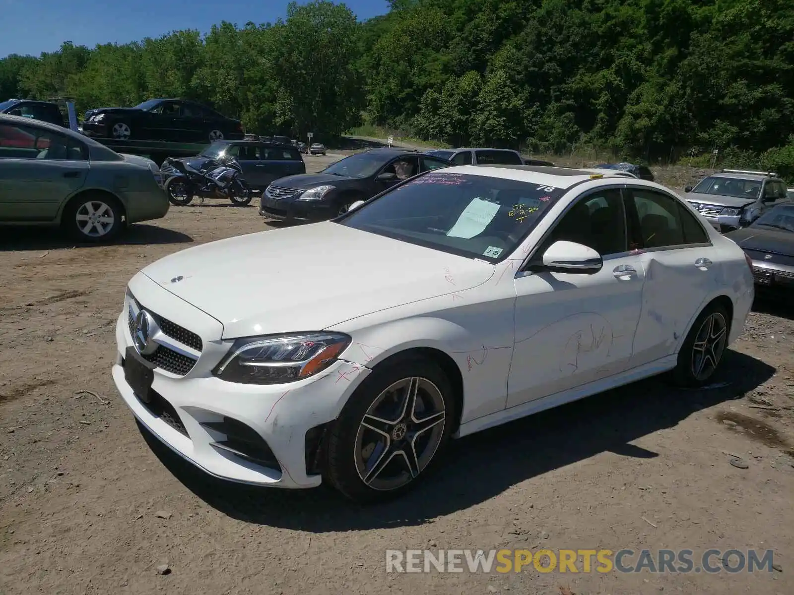 2 Photograph of a damaged car 55SWF8EB5LU326270 MERCEDES-BENZ C CLASS 2020