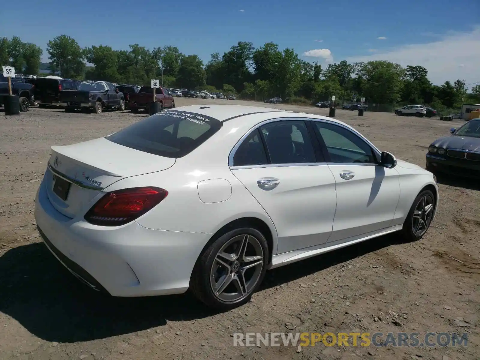 4 Photograph of a damaged car 55SWF8EB5LU326270 MERCEDES-BENZ C CLASS 2020