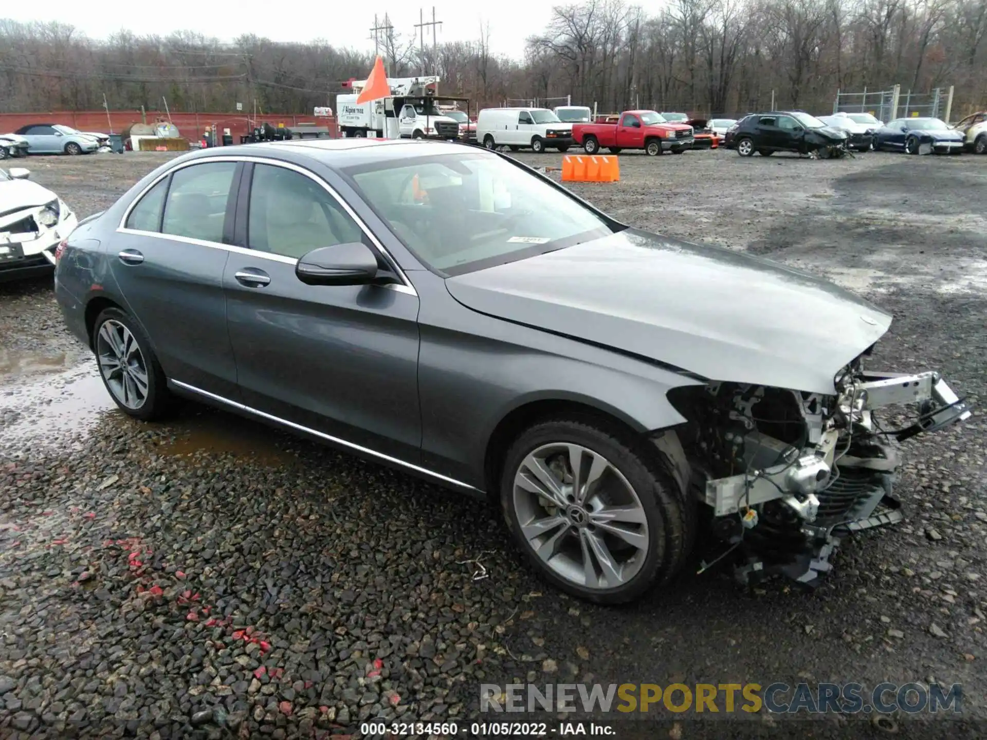 1 Photograph of a damaged car 55SWF8EB6LU323040 MERCEDES-BENZ C-CLASS 2020