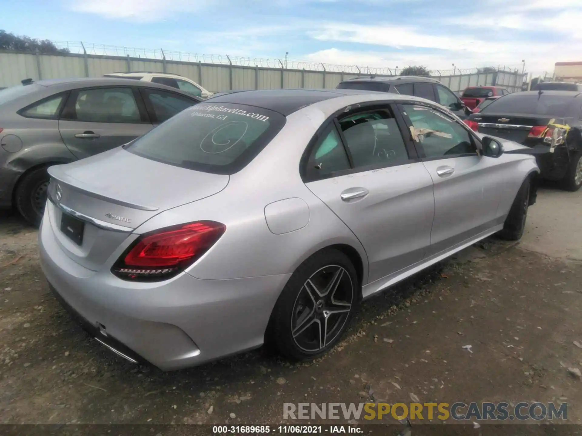 4 Photograph of a damaged car 55SWF8EB8LU333990 MERCEDES-BENZ C-CLASS 2020