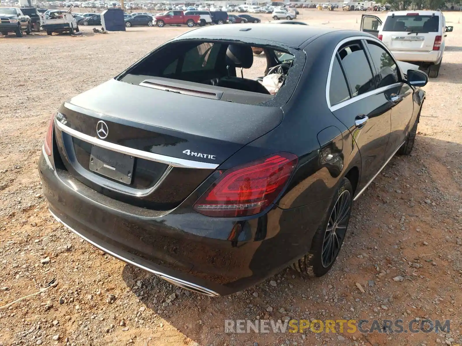 4 Photograph of a damaged car 55SWF8EB9LU330239 MERCEDES-BENZ C-CLASS 2020