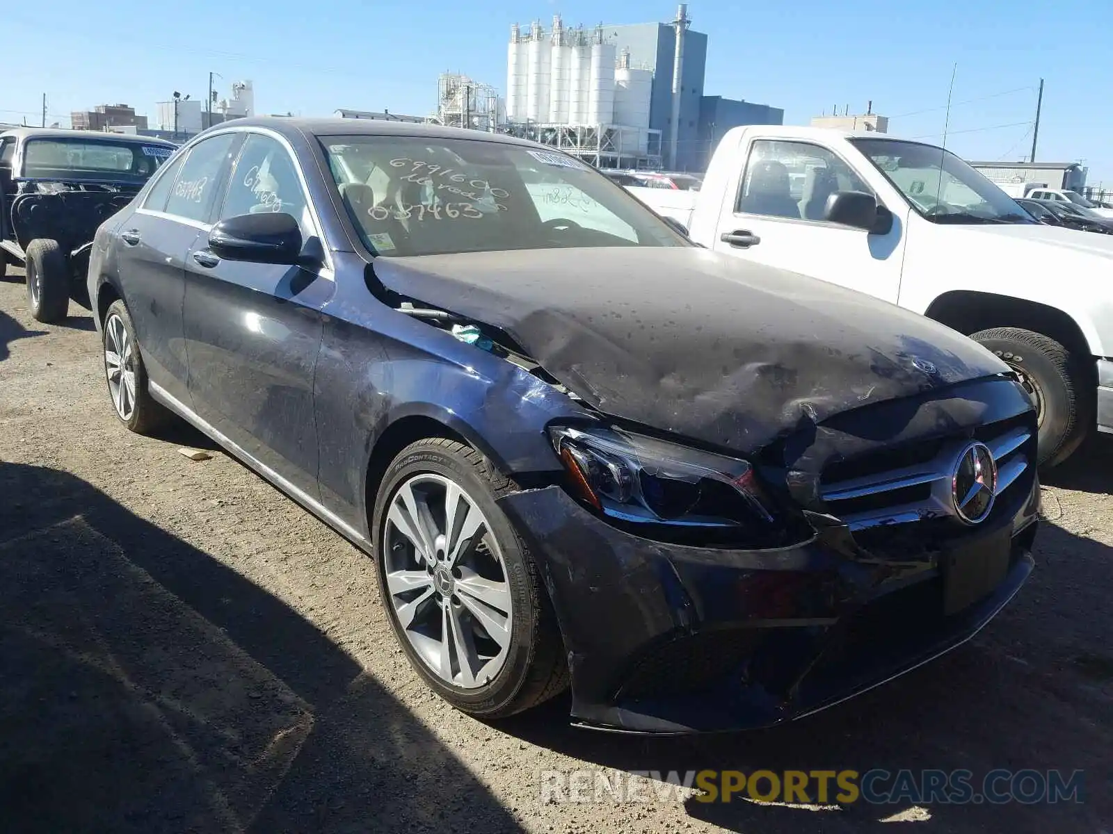 1 Photograph of a damaged car 55SWF8EBXLU327494 MERCEDES-BENZ C CLASS 2020