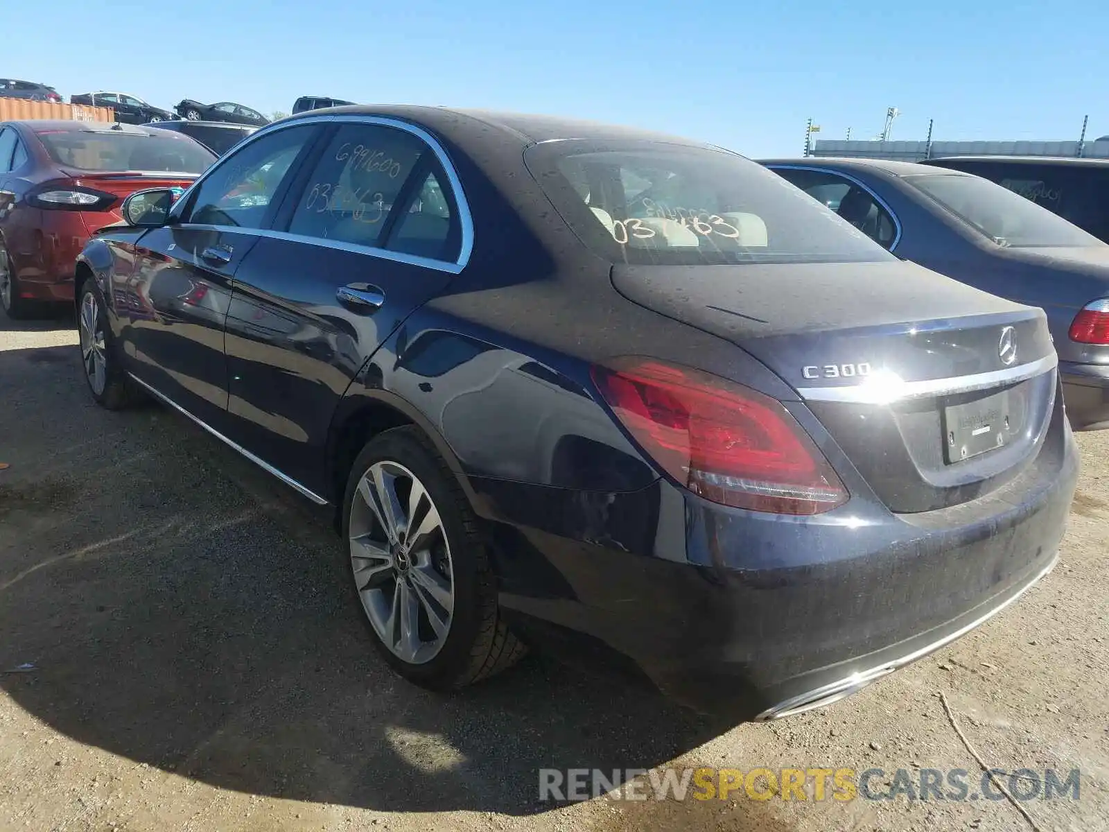 3 Photograph of a damaged car 55SWF8EBXLU327494 MERCEDES-BENZ C CLASS 2020