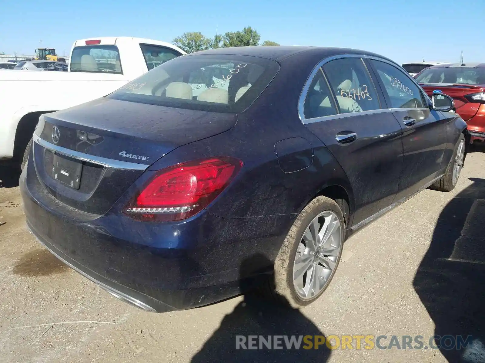 4 Photograph of a damaged car 55SWF8EBXLU327494 MERCEDES-BENZ C CLASS 2020