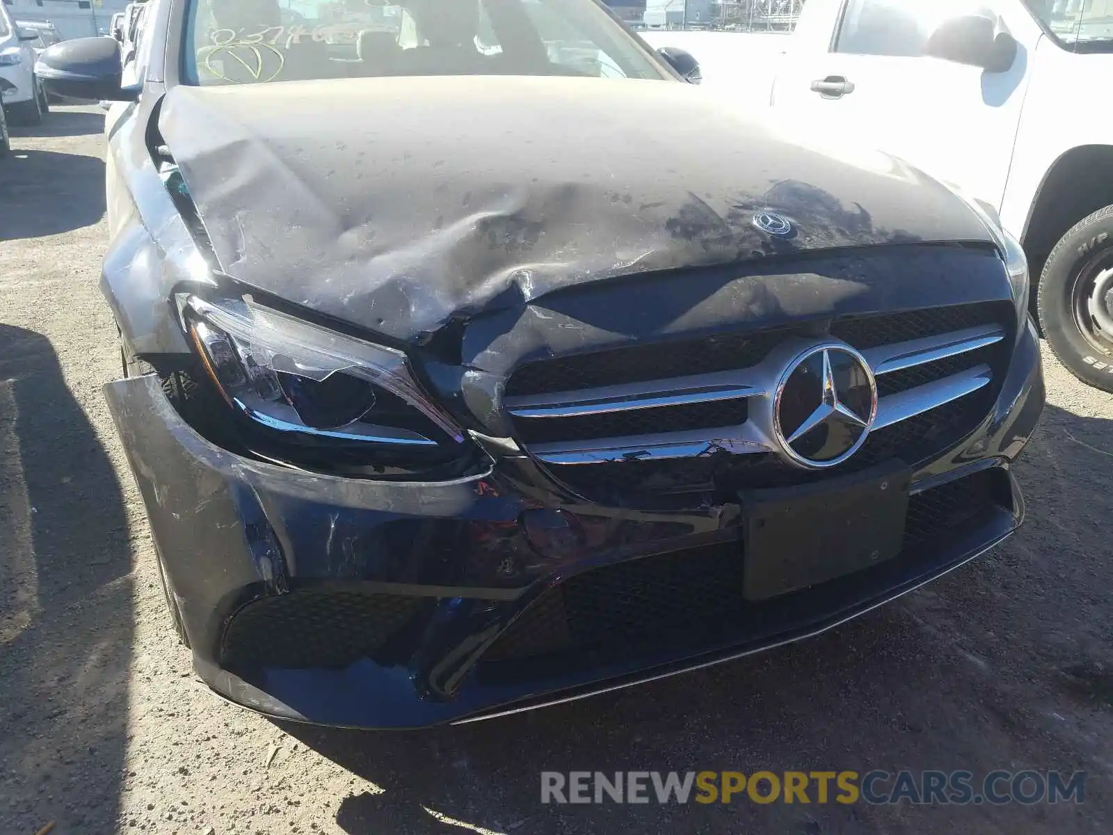 9 Photograph of a damaged car 55SWF8EBXLU327494 MERCEDES-BENZ C CLASS 2020