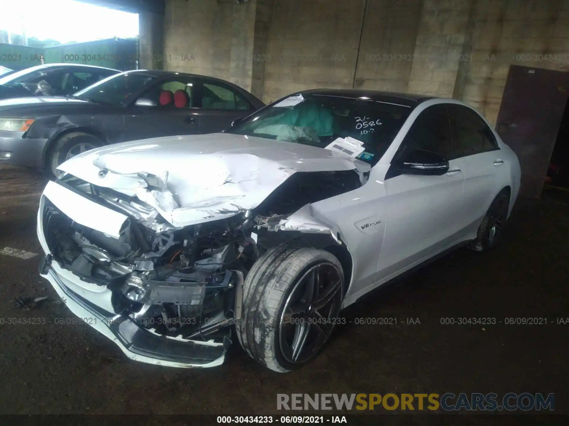 2 Photograph of a damaged car 55SWF8GB6LU329692 MERCEDES-BENZ C-CLASS 2020