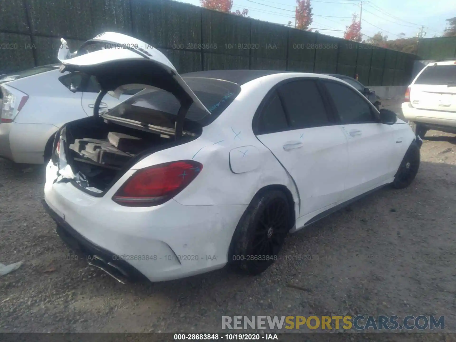 4 Photograph of a damaged car 55SWF8HB2LU329087 MERCEDES-BENZ C-CLASS 2020