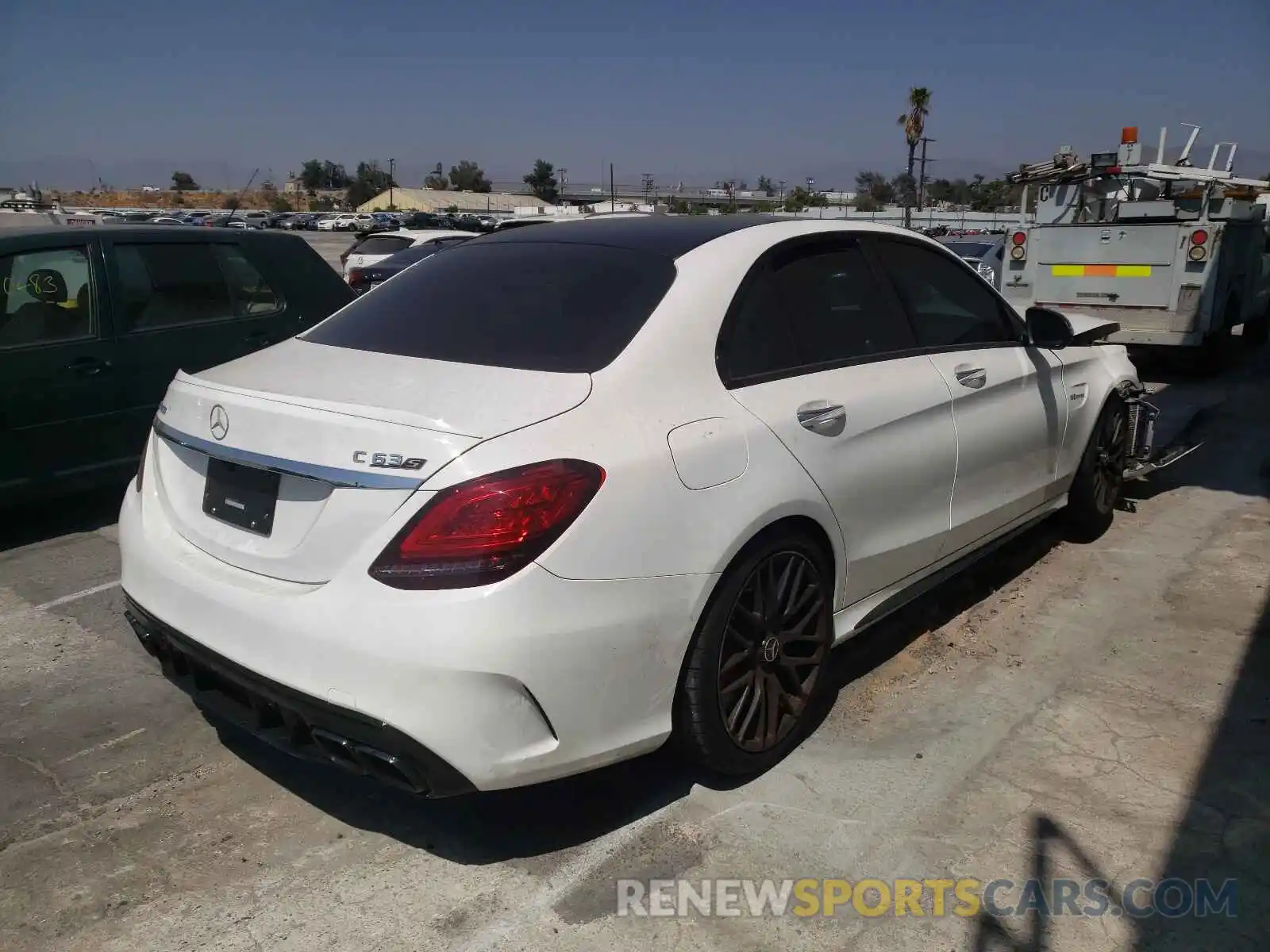 4 Photograph of a damaged car 55SWF8HB2LU331907 MERCEDES-BENZ C-CLASS 2020