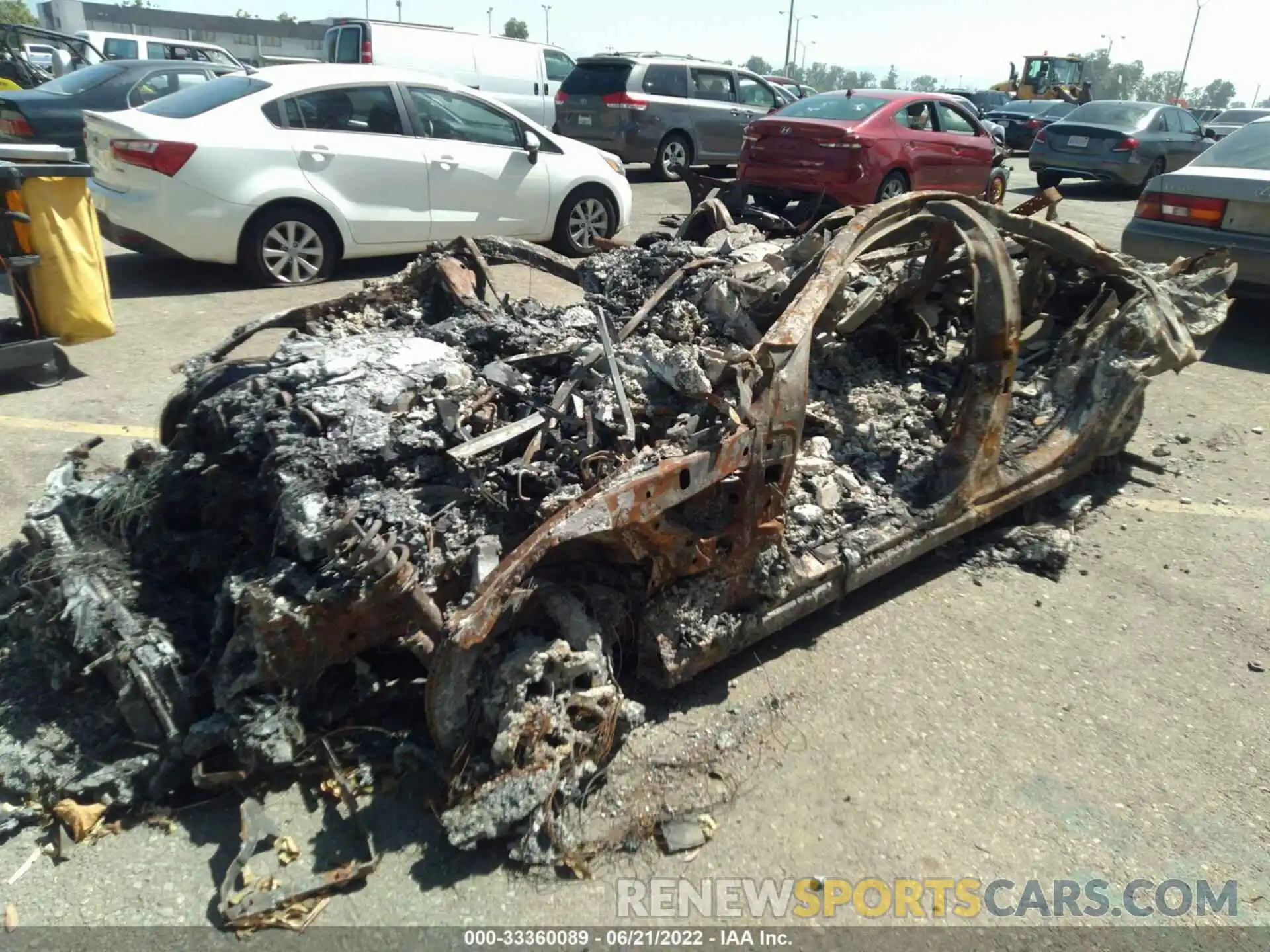 2 Photograph of a damaged car 55SWF8HB7LU331028 MERCEDES-BENZ C-CLASS 2020