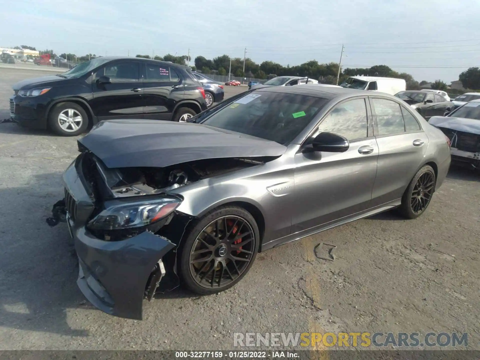 2 Photograph of a damaged car 55SWF8HB9LU326400 MERCEDES-BENZ C-CLASS 2020