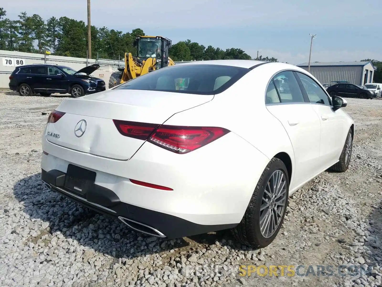 4 Photograph of a damaged car W1K5J4GB1LN085137 MERCEDES-BENZ C CLASS 2020