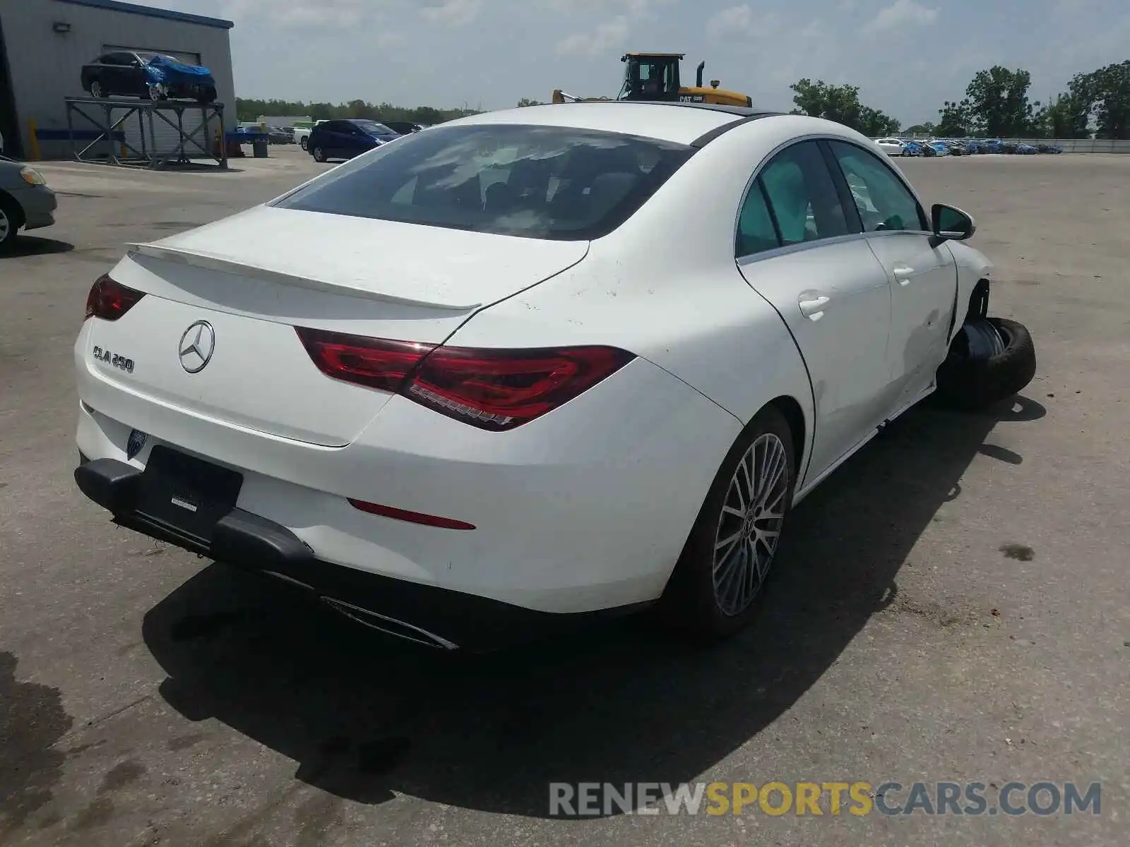 4 Photograph of a damaged car W1K5J4GB3LN091909 MERCEDES-BENZ C CLASS 2020