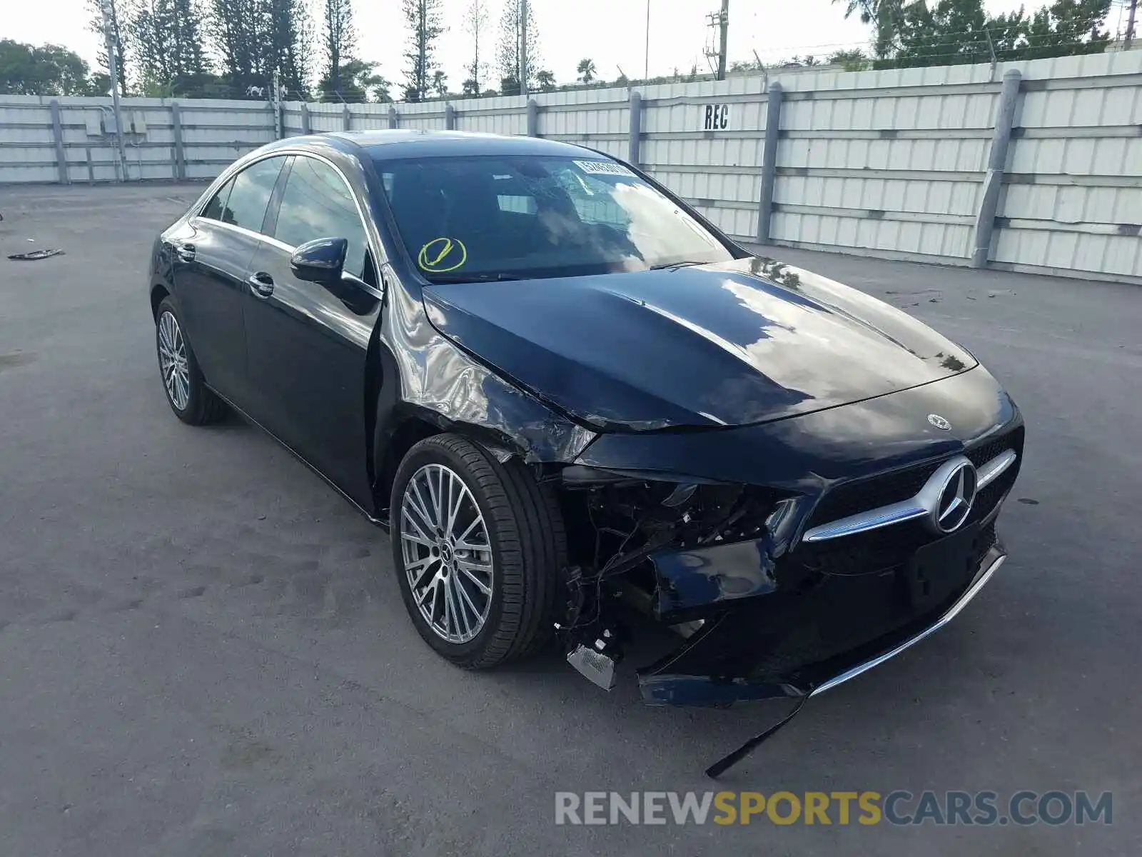 1 Photograph of a damaged car W1K5J4GB5LN089238 MERCEDES-BENZ C CLASS 2020