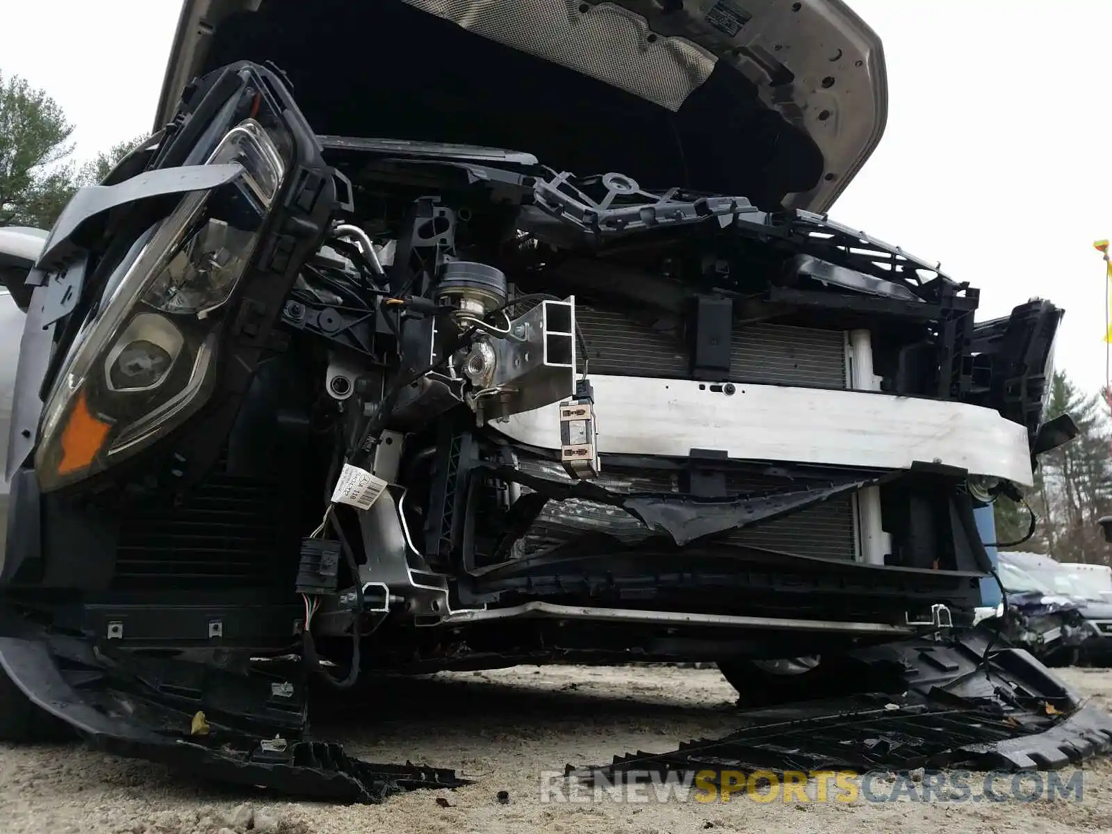 9 Фотография поврежденного автомобиля W1K5J4HB0LN081045 MERCEDES-BENZ C CLASS 2020