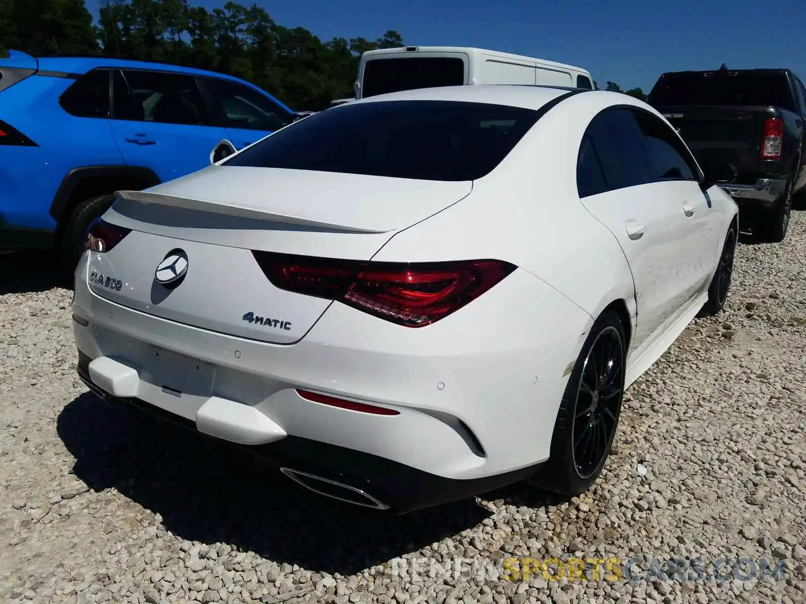 4 Photograph of a damaged car W1K5J4HB0LN109443 MERCEDES-BENZ C CLASS 2020