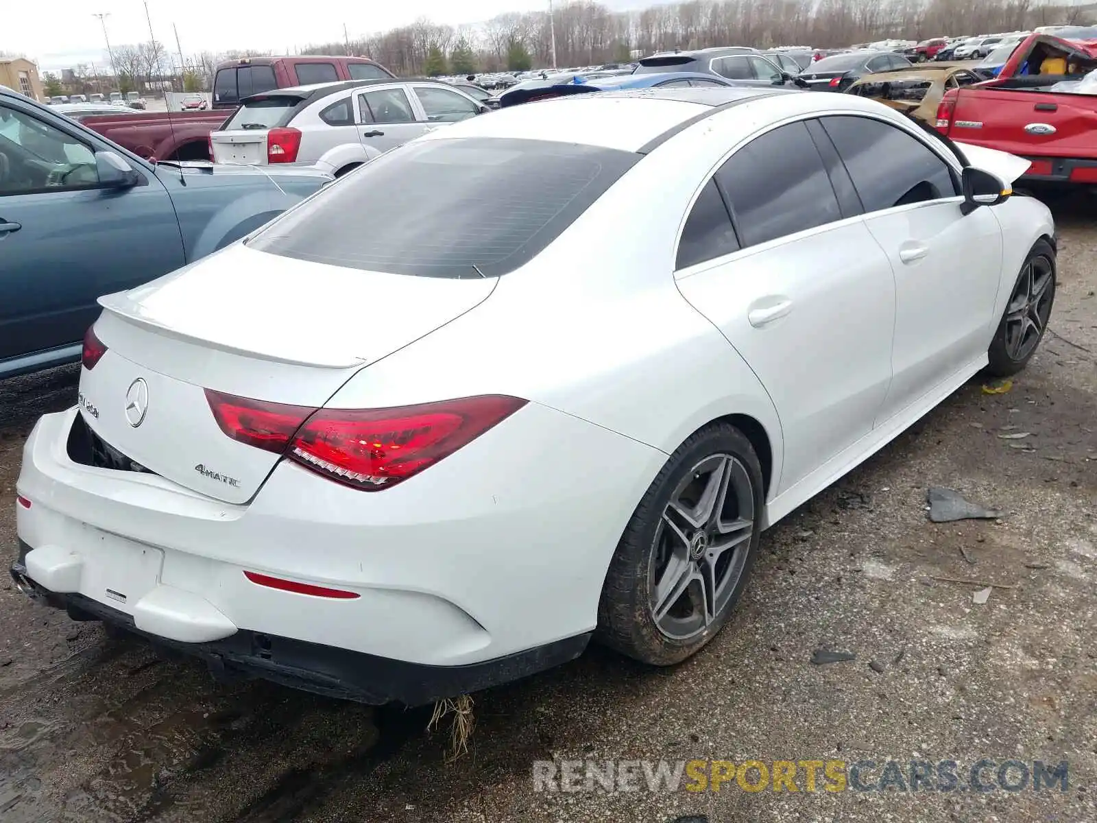 4 Photograph of a damaged car W1K5J4HB8LN106676 MERCEDES-BENZ C CLASS 2020