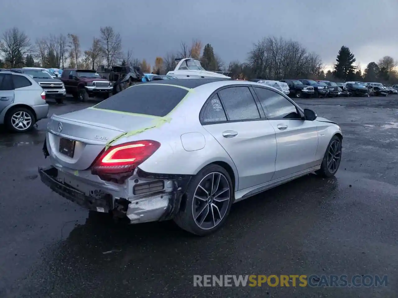 4 Photograph of a damaged car W1KWF6EB0LR573024 MERCEDES-BENZ C-CLASS 2020