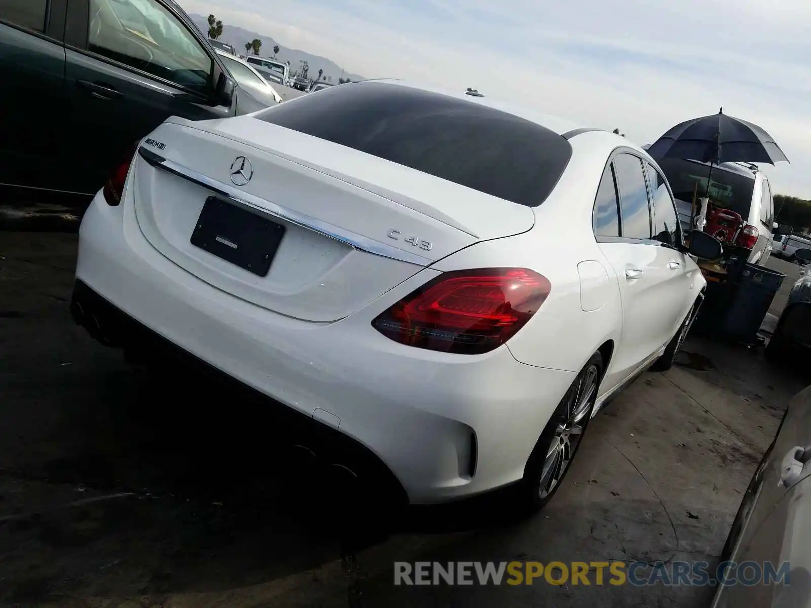 4 Photograph of a damaged car W1KWF6EB1LR593461 MERCEDES-BENZ C CLASS 2020