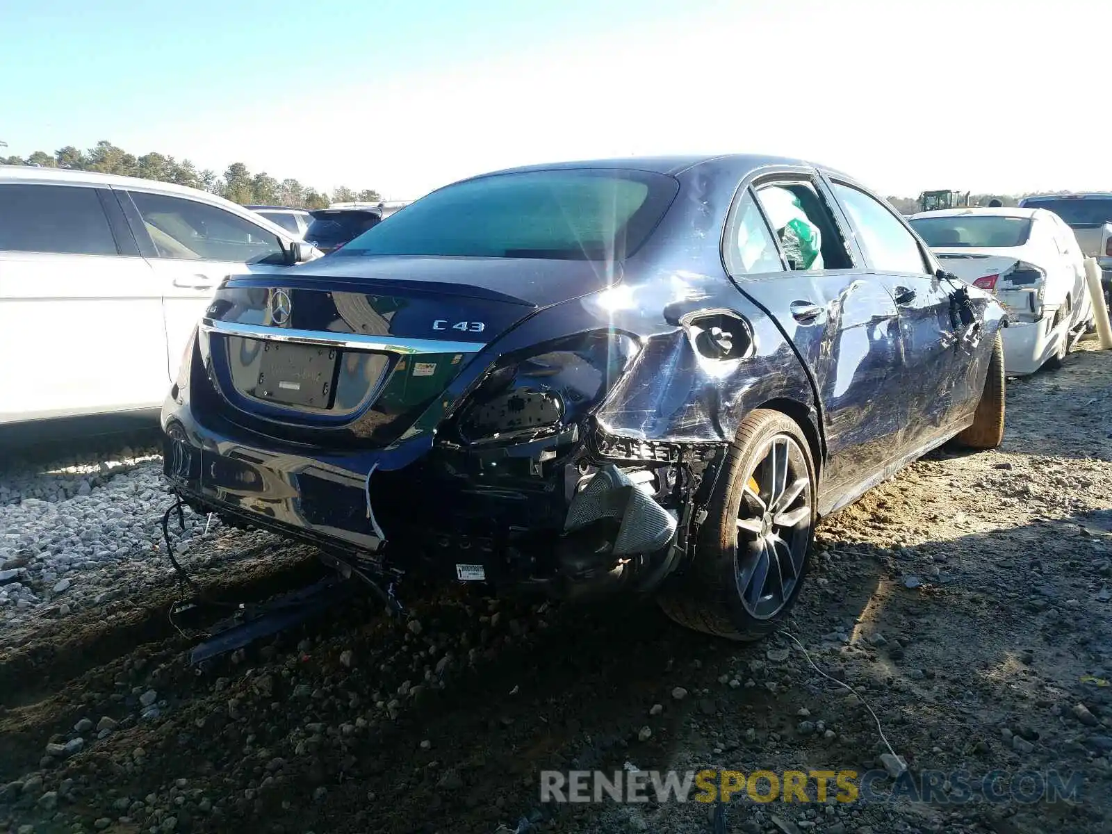 4 Фотография поврежденного автомобиля W1KWF6EB2LR585286 MERCEDES-BENZ C CLASS 2020