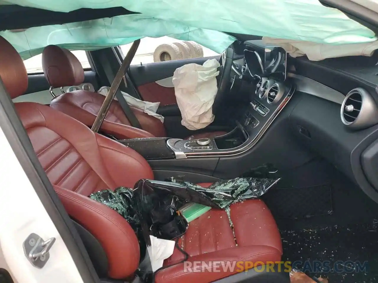 7 Photograph of a damaged car W1KWF6EBXLR569188 MERCEDES-BENZ C-CLASS 2020