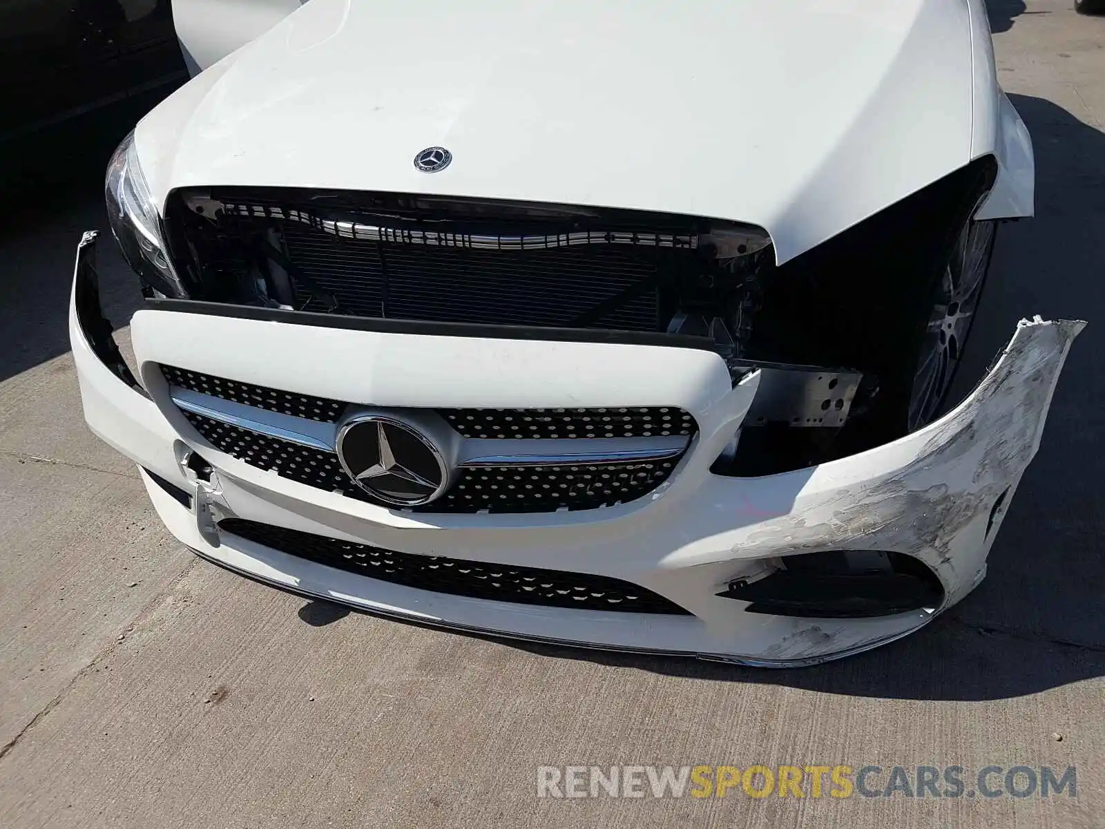 9 Photograph of a damaged car W1KWF8DB3LR570034 MERCEDES-BENZ C CLASS 2020