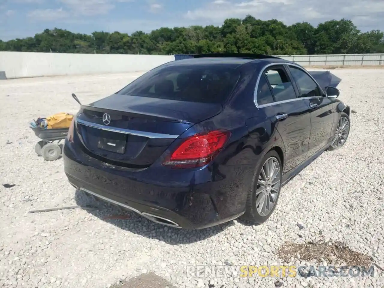 4 Photograph of a damaged car W1KWF8DB3LR571264 MERCEDES-BENZ C-CLASS 2020