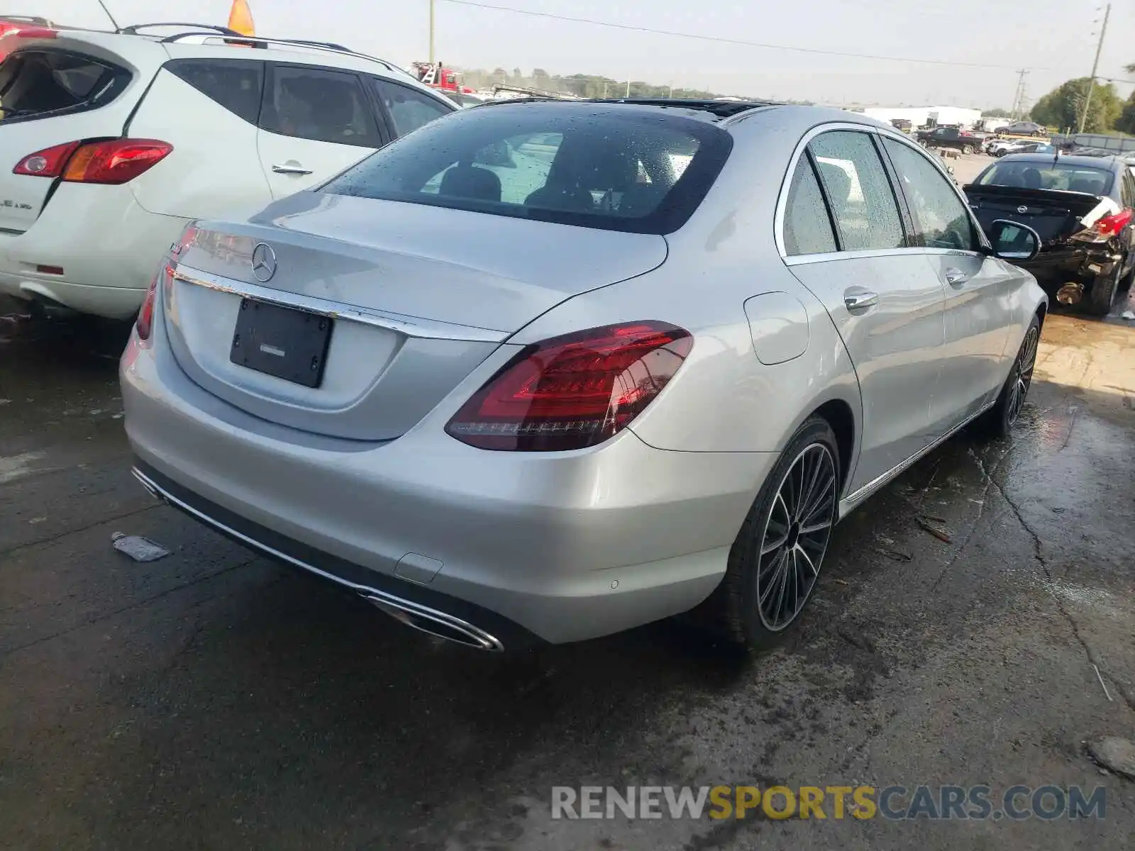 4 Photograph of a damaged car W1KWF8DB3LR583883 MERCEDES-BENZ C-CLASS 2020