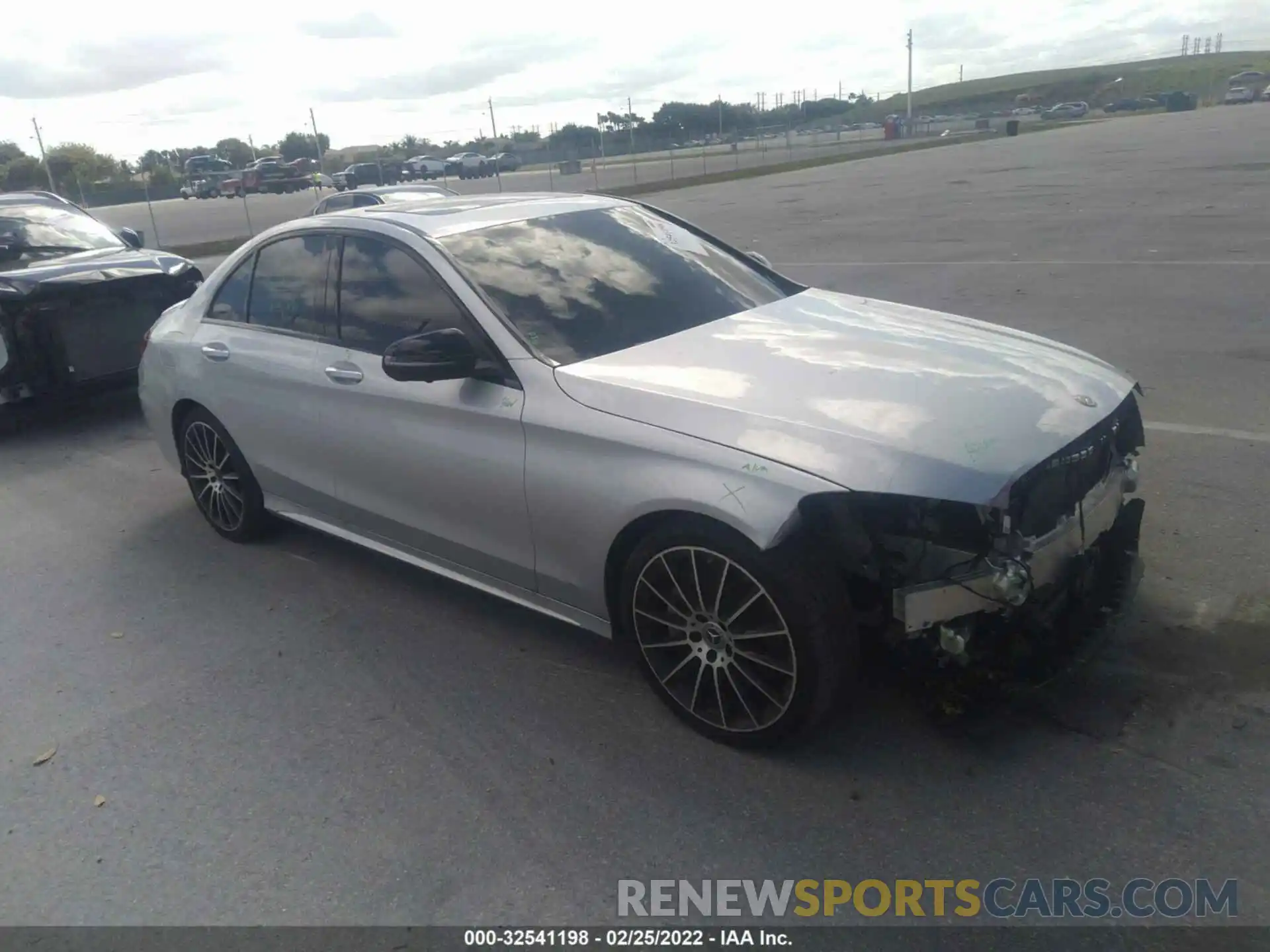 1 Photograph of a damaged car W1KWF8DB5LR576935 MERCEDES-BENZ C-CLASS 2020