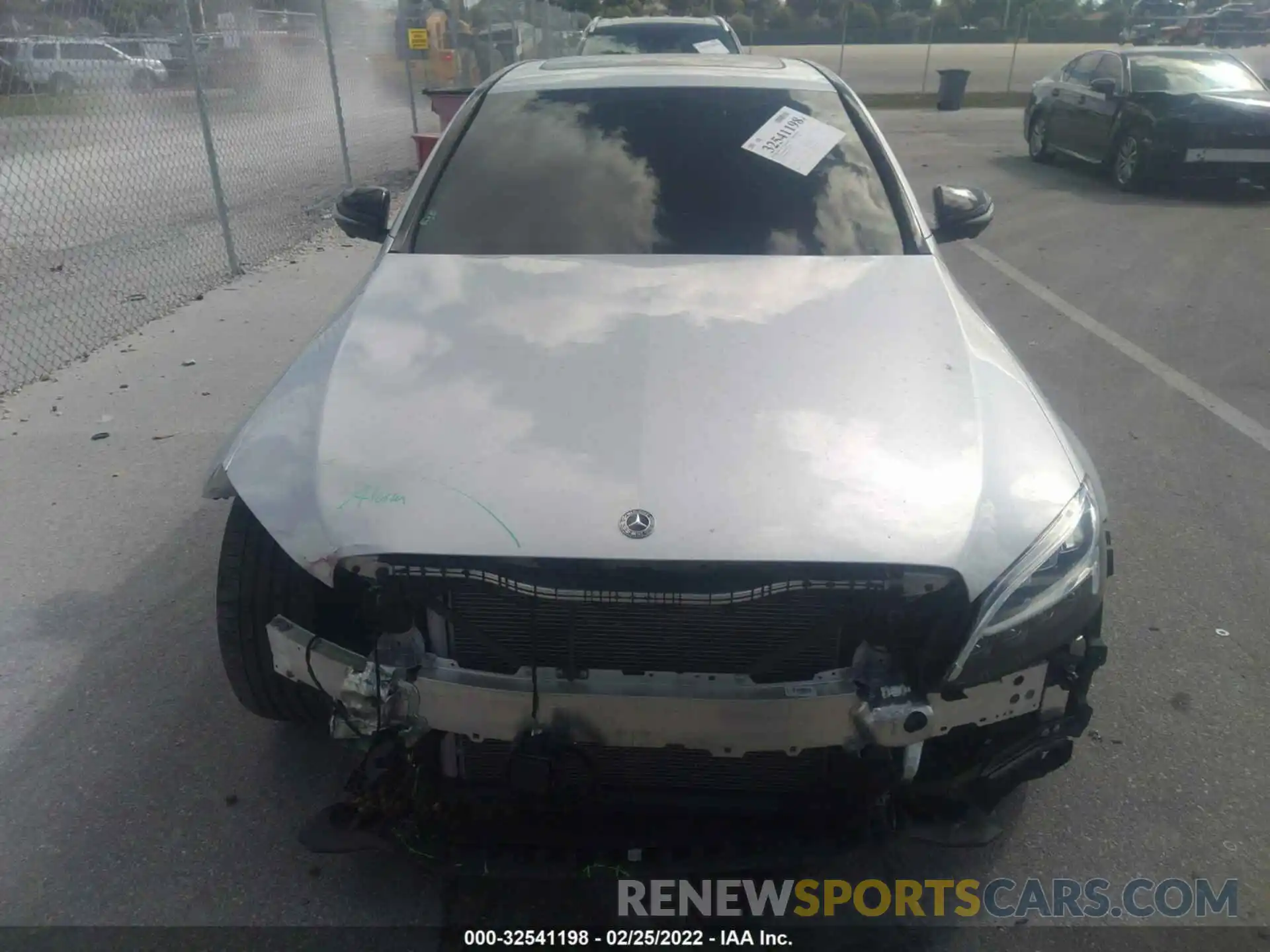 6 Photograph of a damaged car W1KWF8DB5LR576935 MERCEDES-BENZ C-CLASS 2020