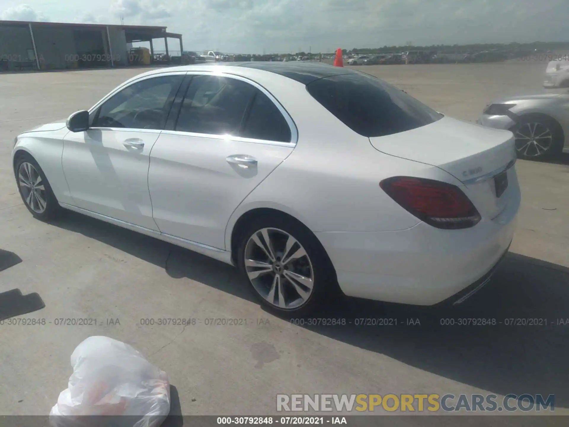 3 Photograph of a damaged car W1KWF8DB5LR594156 MERCEDES-BENZ C-CLASS 2020