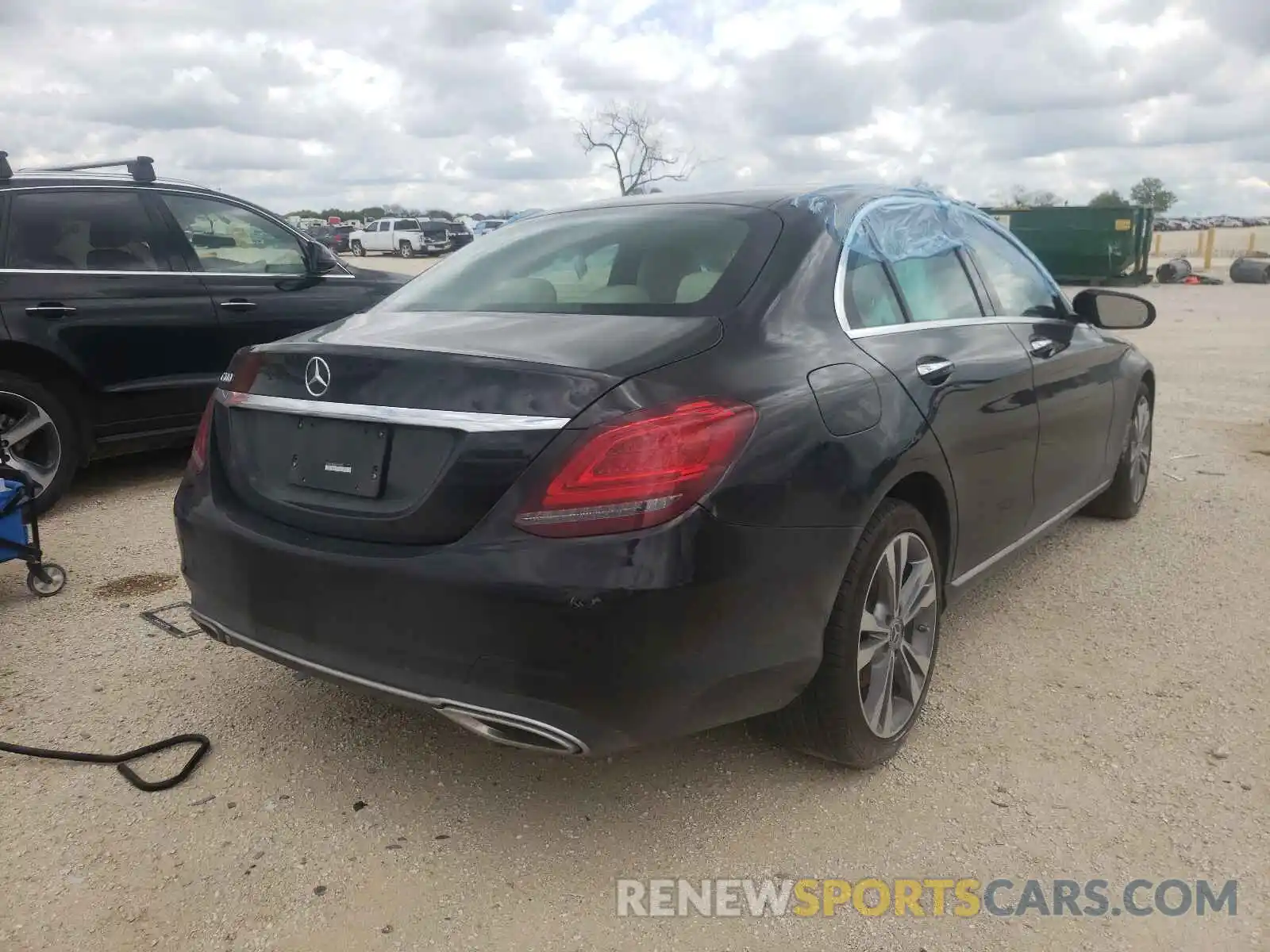 4 Photograph of a damaged car W1KWF8DB6LR575437 MERCEDES-BENZ C-CLASS 2020