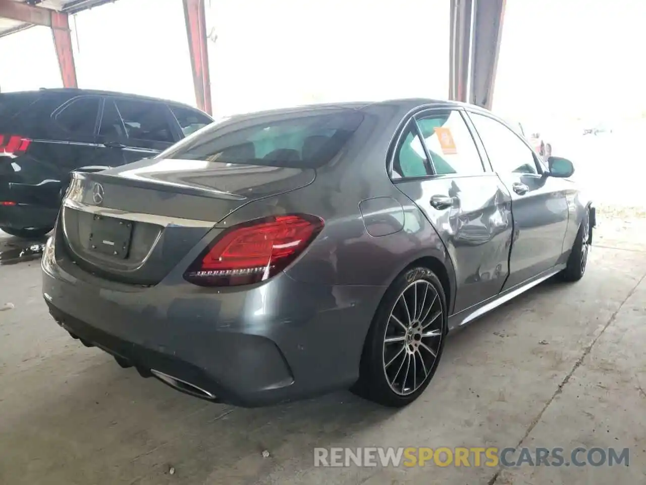 4 Photograph of a damaged car W1KWF8DB6LR582663 MERCEDES-BENZ C-CLASS 2020