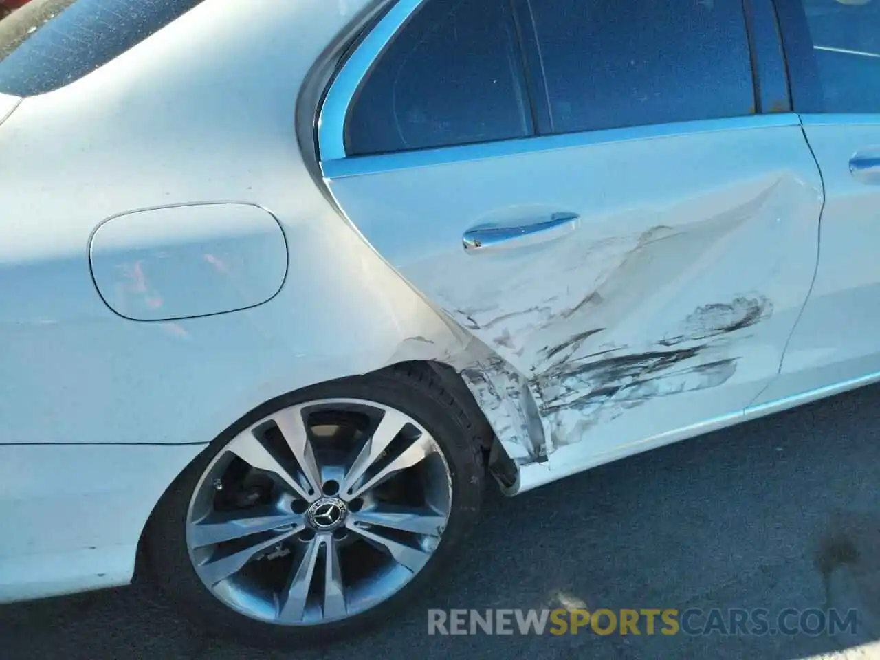 9 Photograph of a damaged car W1KWF8DB6LR601163 MERCEDES-BENZ C-CLASS 2020