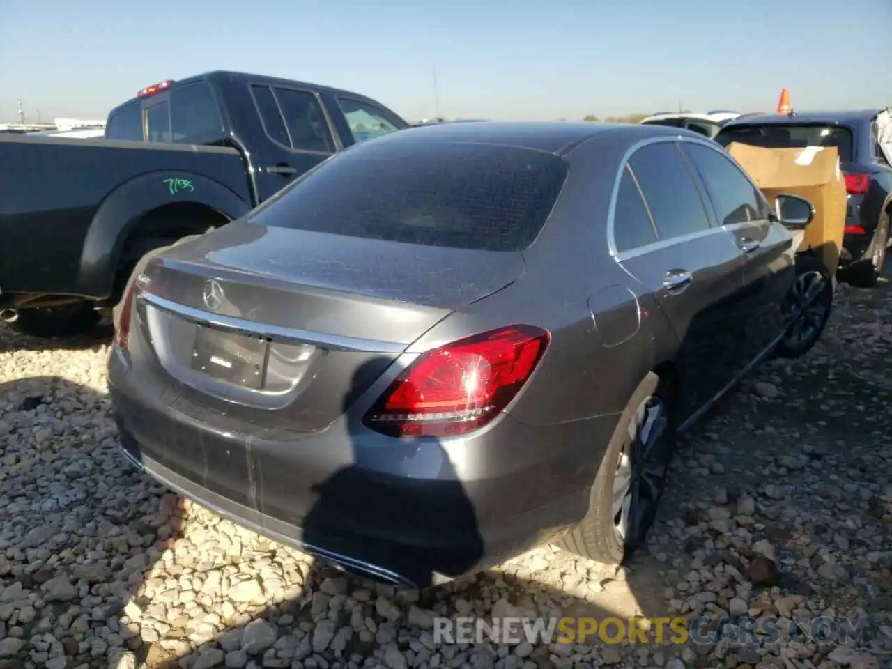 4 Photograph of a damaged car W1KWF8DB7LR590402 MERCEDES-BENZ C-CLASS 2020