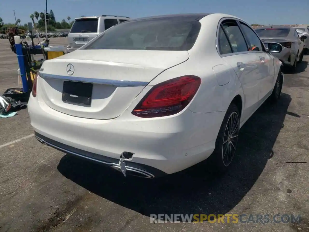 4 Photograph of a damaged car W1KWF8DB8LR600757 MERCEDES-BENZ C-CLASS 2020