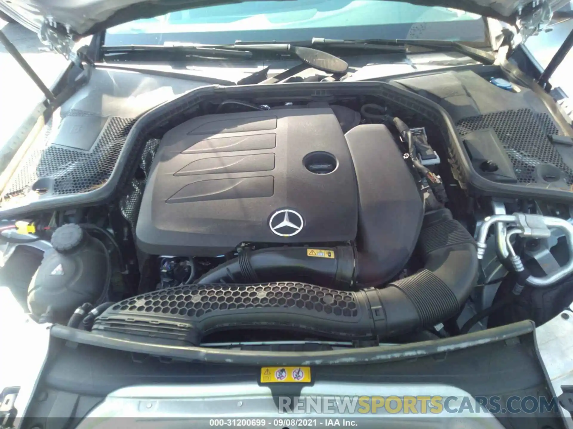 10 Фотография поврежденного автомобиля W1KWF8DB9LR572418 MERCEDES-BENZ C-CLASS 2020