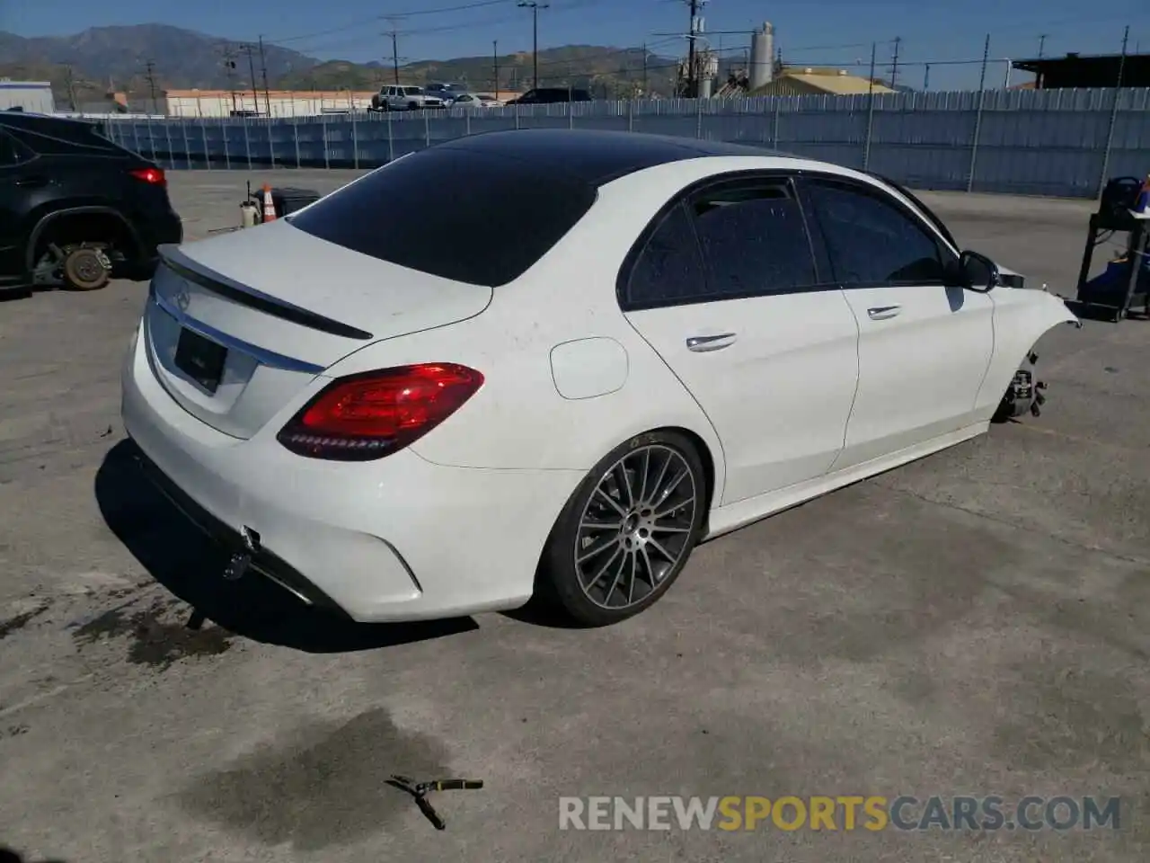 4 Photograph of a damaged car W1KWF8DB9LR588506 MERCEDES-BENZ C-CLASS 2020