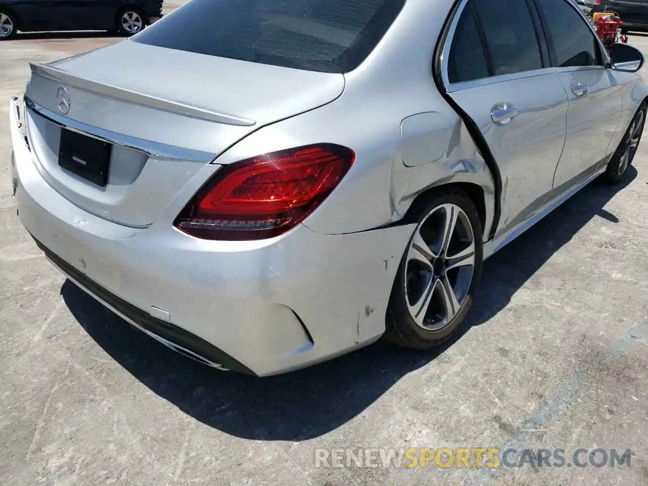 9 Photograph of a damaged car W1KWF8DB9LR599912 MERCEDES-BENZ C-CLASS 2020