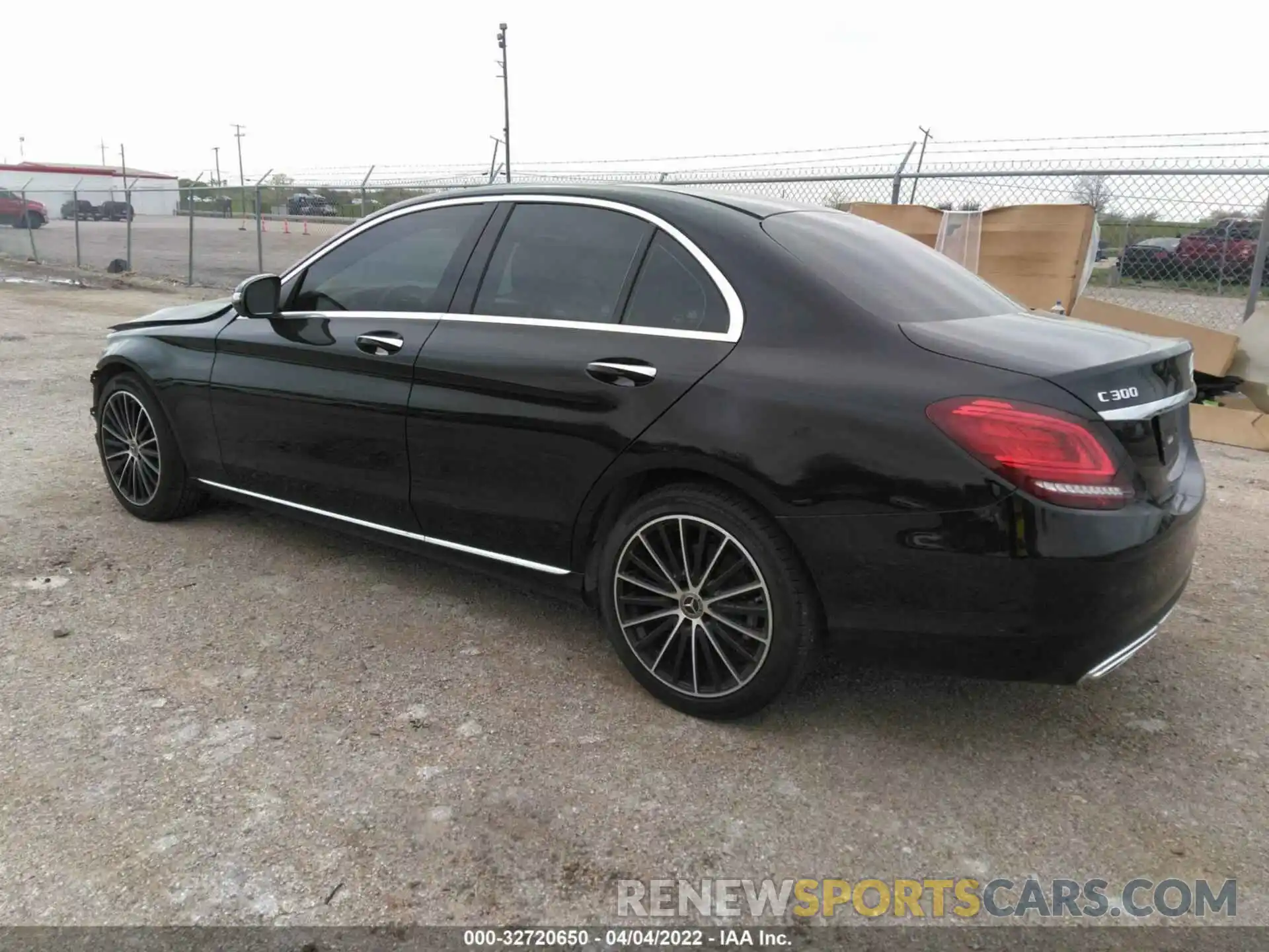 3 Фотография поврежденного автомобиля W1KWF8DBXLR595786 MERCEDES-BENZ C-CLASS 2020