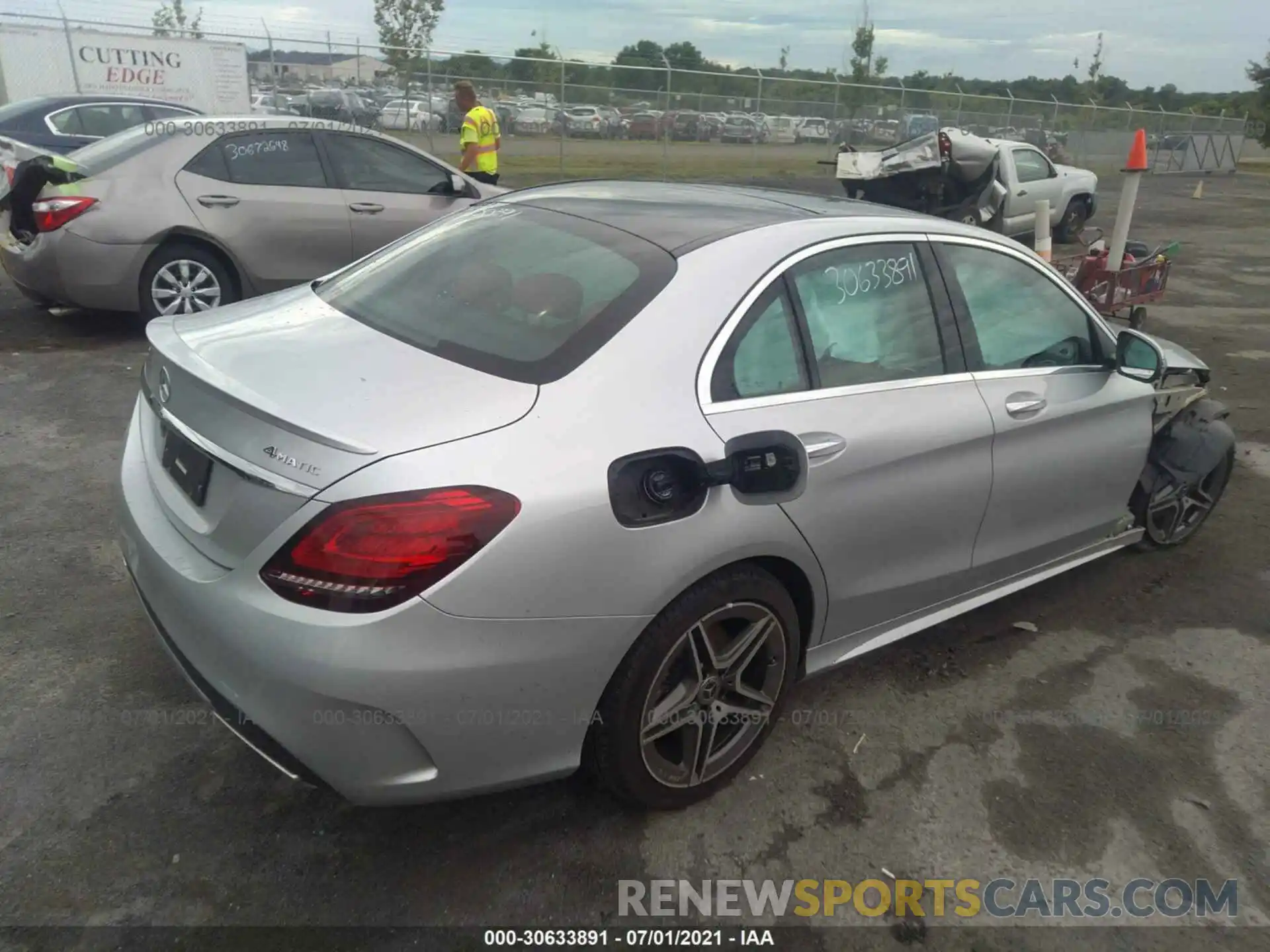 4 Photograph of a damaged car W1KWF8EB0LR567378 MERCEDES-BENZ C-CLASS 2020