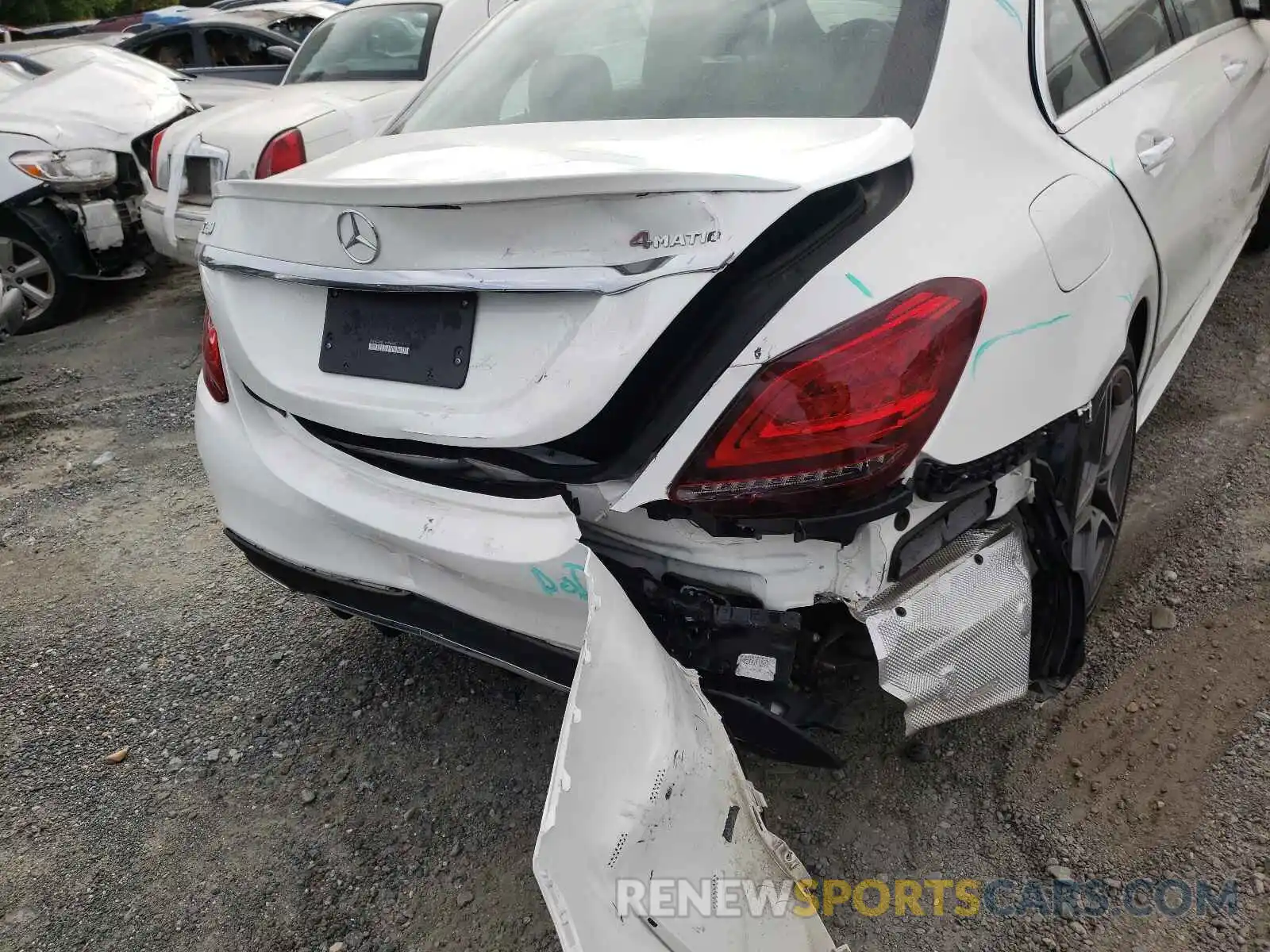 9 Photograph of a damaged car W1KWF8EB1LR579670 MERCEDES-BENZ C-CLASS 2020