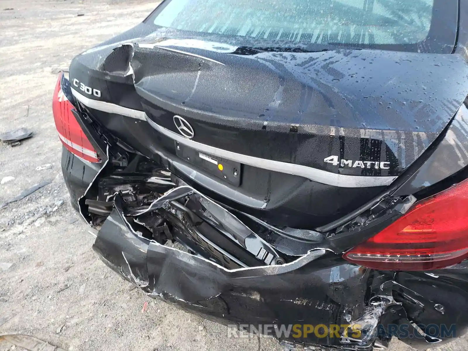 9 Photograph of a damaged car W1KWF8EB7LR591452 MERCEDES-BENZ C-CLASS 2020