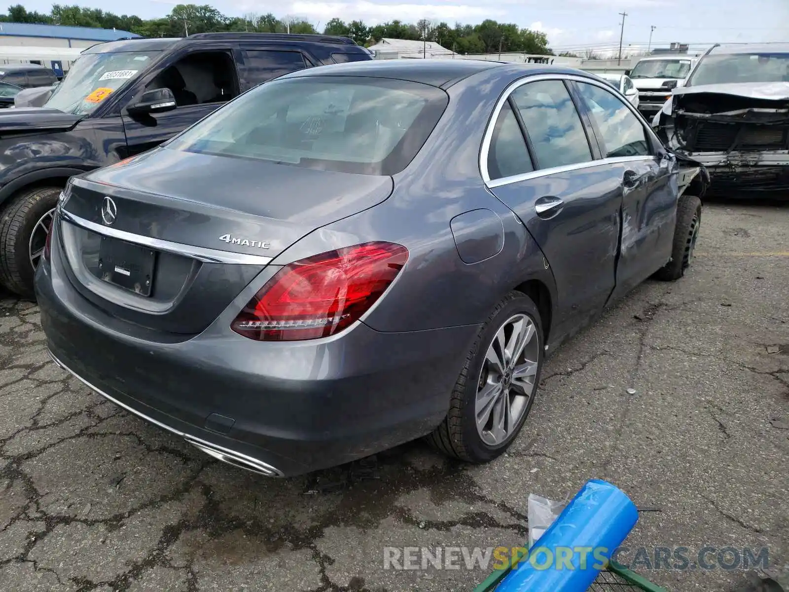 4 Photograph of a damaged car W1KWF8EBXLR598511 MERCEDES-BENZ C-CLASS 2020